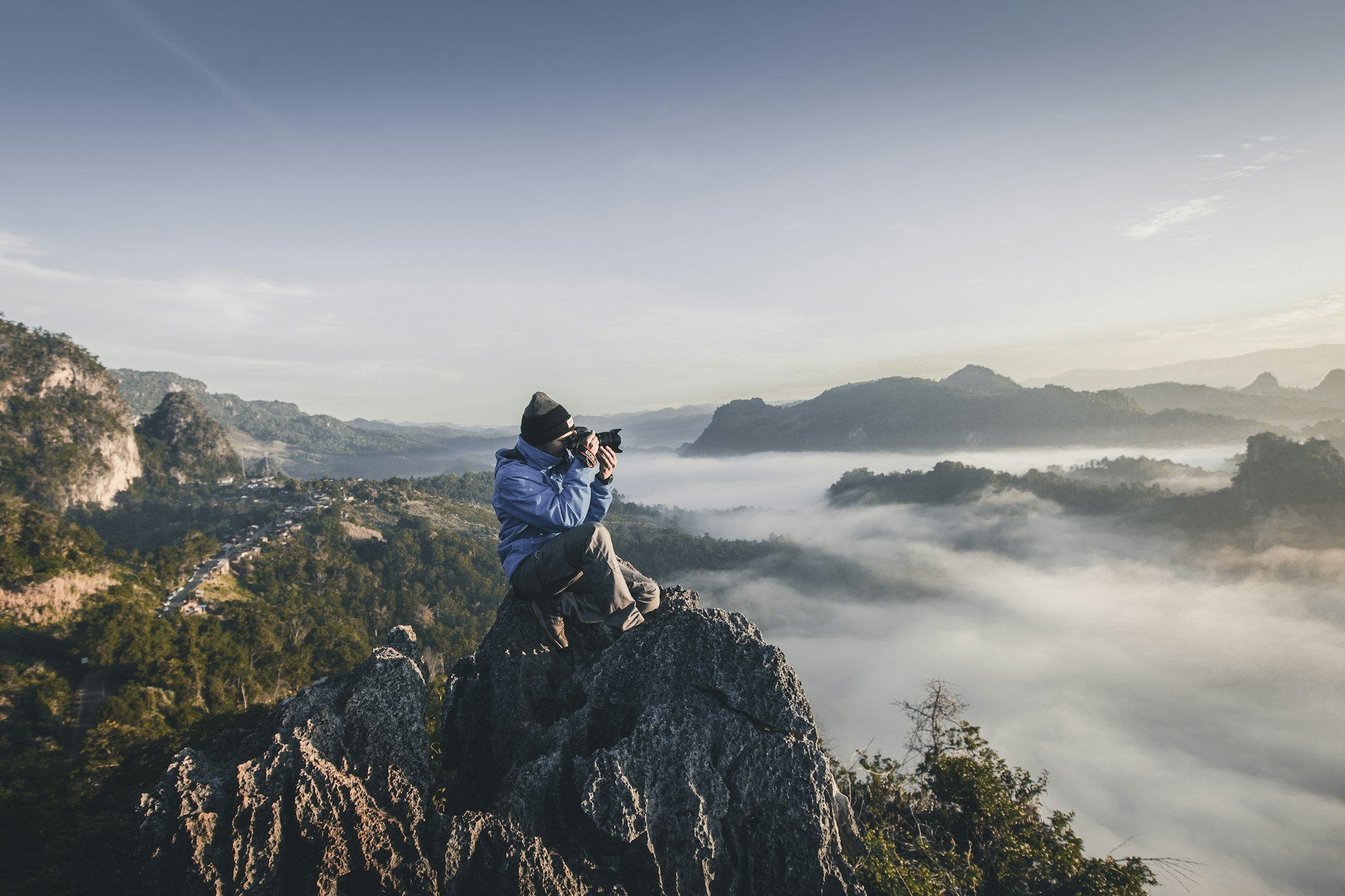 Fotograf på fjelltopp